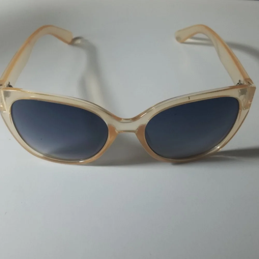 Fashion sunglasses fashion sunglasses